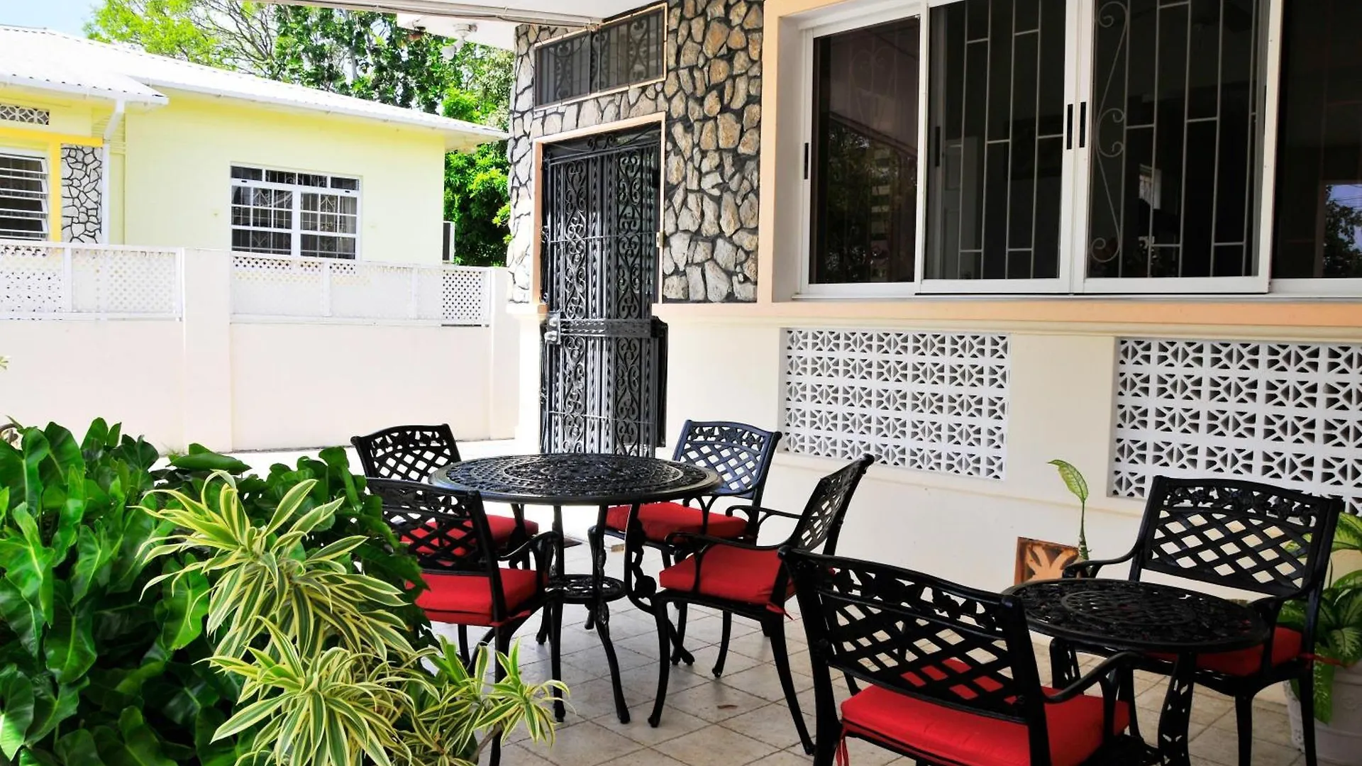 Zenbreak Graceville Beachhouse Saint James 0*,